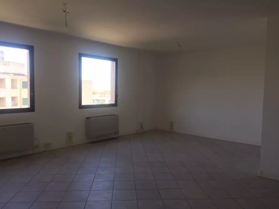 Immagine 2 di Ufficio in affitto  in Via Circonvallazione Nord Est a Sassuolo