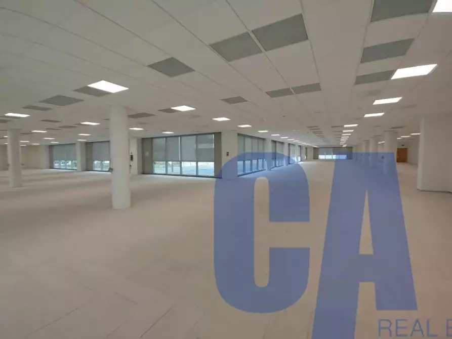 Immagine 3 di Ufficio in affitto  in PIAZZALE NIGRA COSTANTINO a Milano