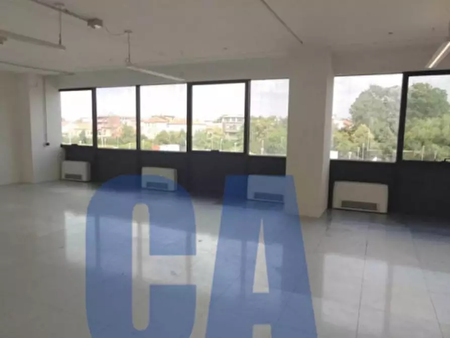 Immagine 5 di Ufficio in affitto  in STRADA 6 a Rozzano