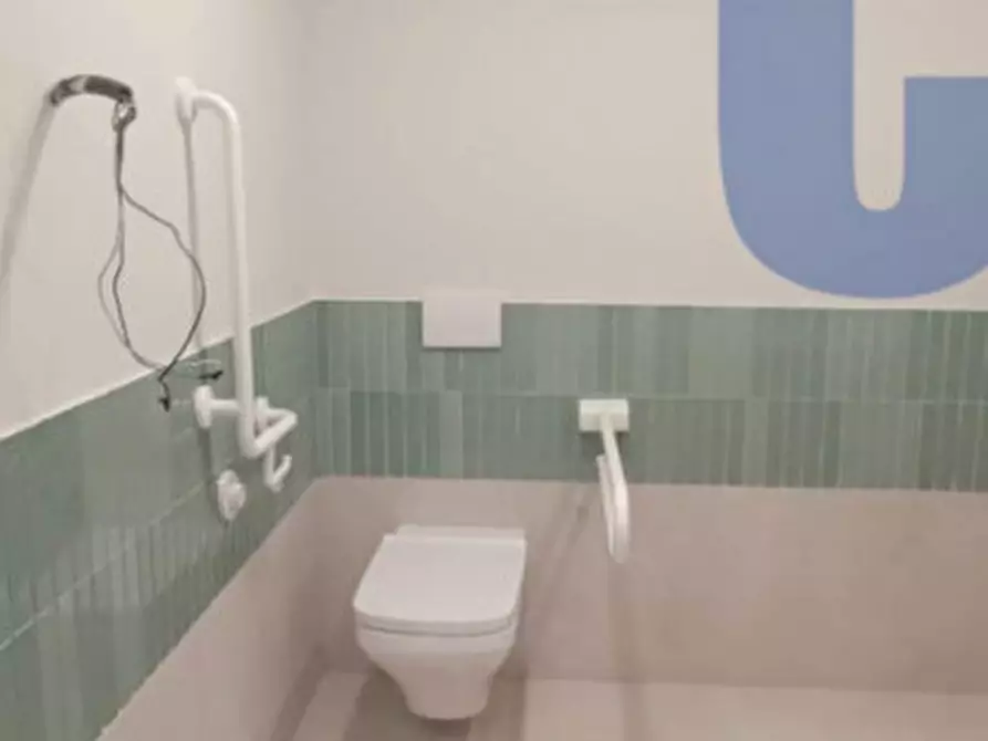 Immagine 10 di Ufficio in affitto  in STRADA 6 a Rozzano