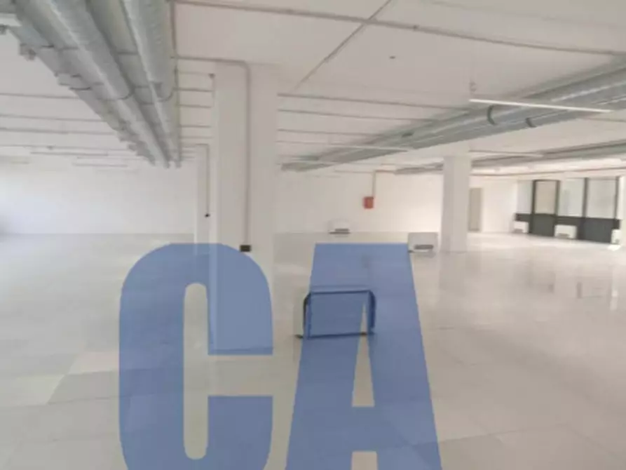 Immagine 11 di Ufficio in affitto  in STRADA 6 a Rozzano