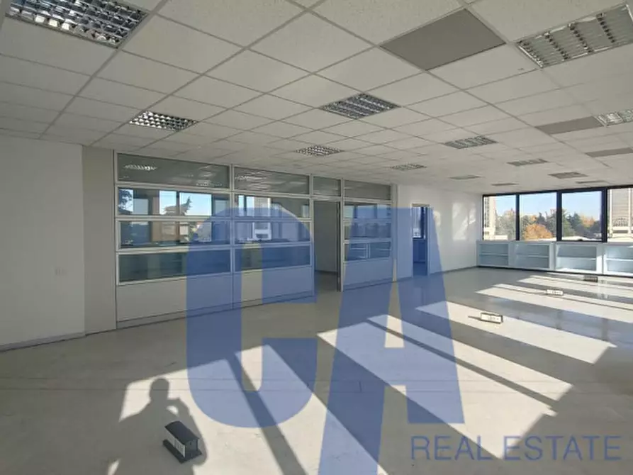 Immagine 2 di Ufficio in affitto  in VIA GIOVANNI GENTILE a Milano