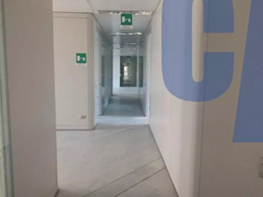 Immagine 14 di Ufficio in affitto  in VIA GIOVANNI GENTILE a Milano