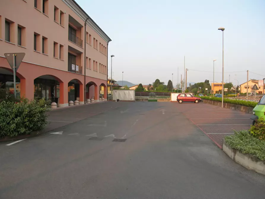 Immagine 7 di Negozio in vendita  in via Euganea n° 151/E a Selvazzano Dentro
