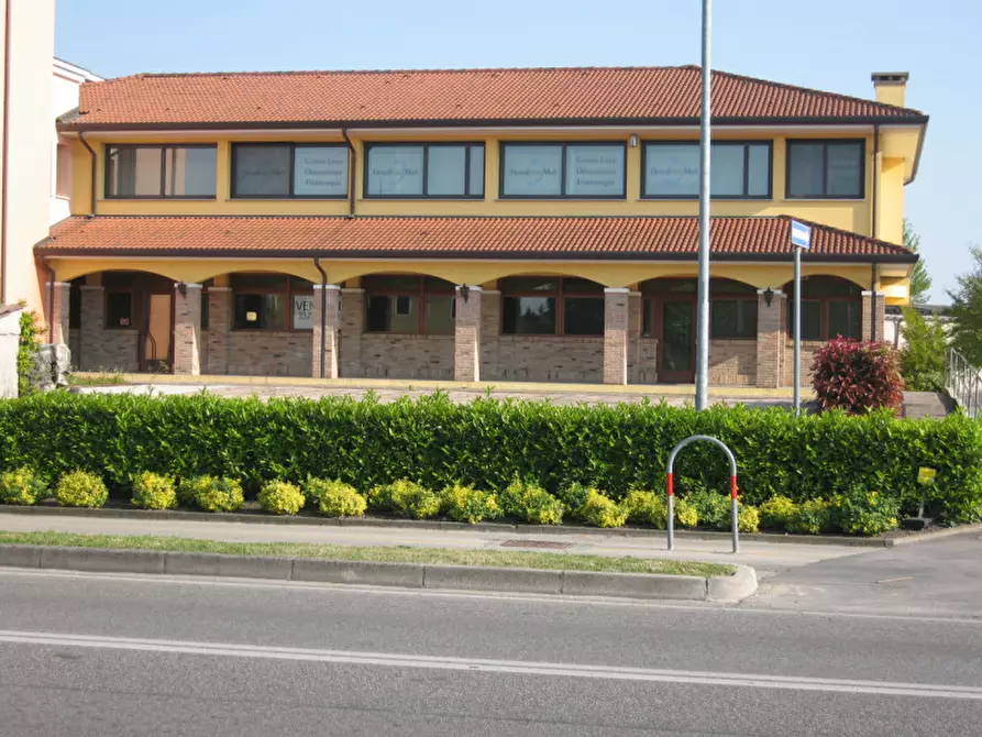Immagine 5 di Negozio in affitto  in via Euganea n° 151/E a Selvazzano Dentro