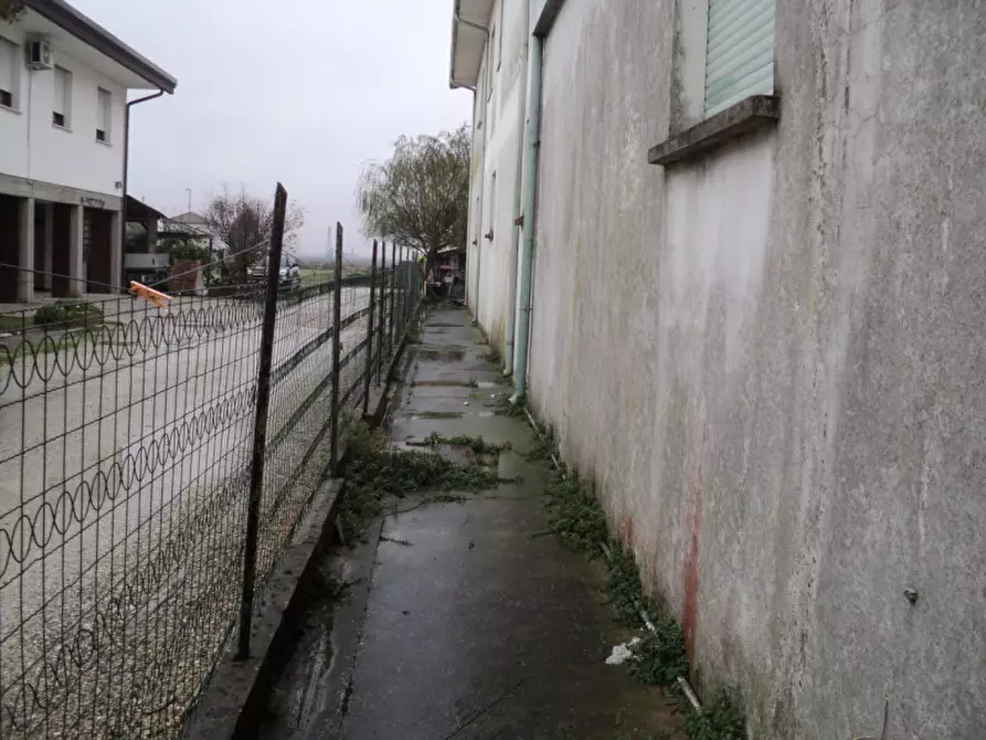 Immagine 9 di Appartamento in vendita  in VIA PIAVE 72 a Codigoro
