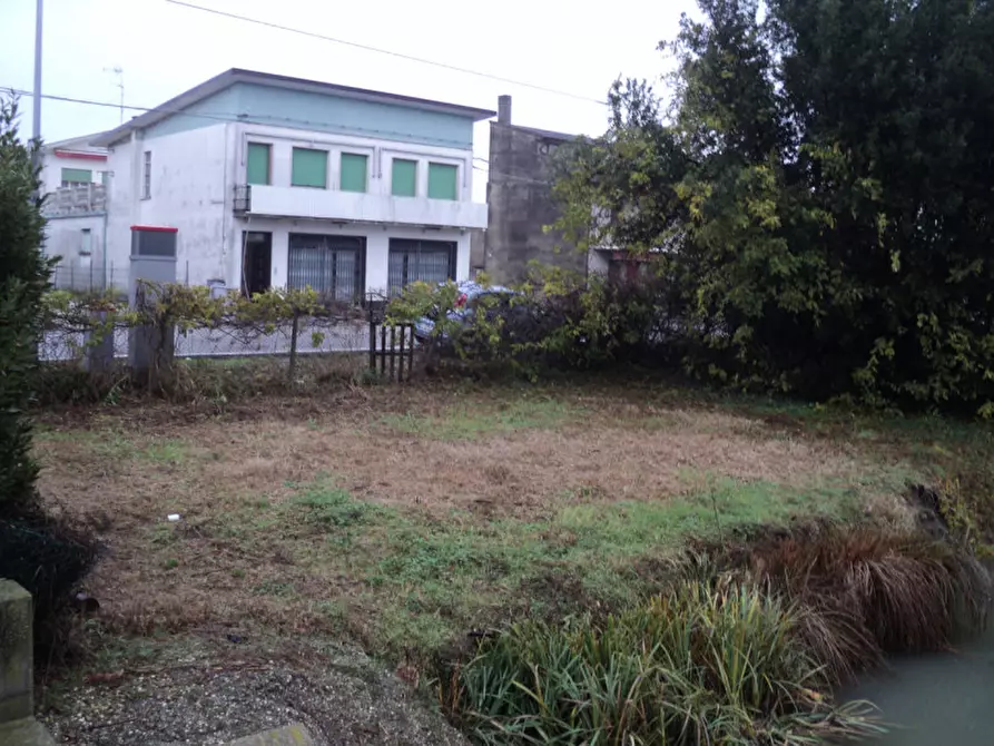 Immagine 26 di Appartamento in vendita  in VIA PIAVE 72 a Codigoro