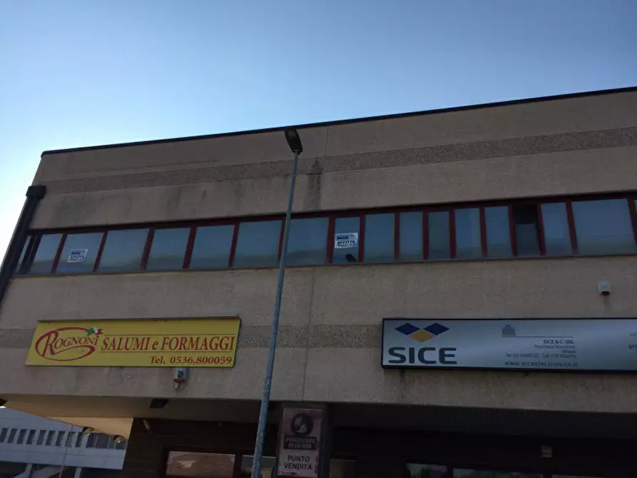 Immagine 2 di Ufficio in affitto  in Via Londra n: 14 a Sassuolo