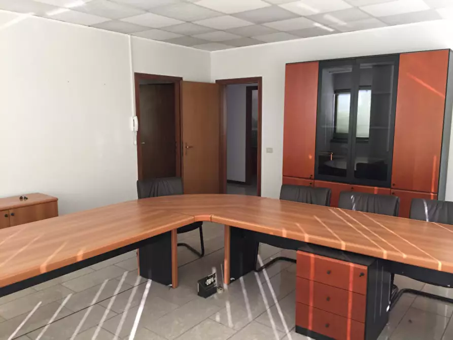 Immagine 4 di Ufficio in affitto  in Via Londra n: 14 a Sassuolo