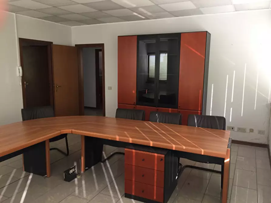 Immagine 7 di Ufficio in affitto  in Via Londra n: 14 a Sassuolo