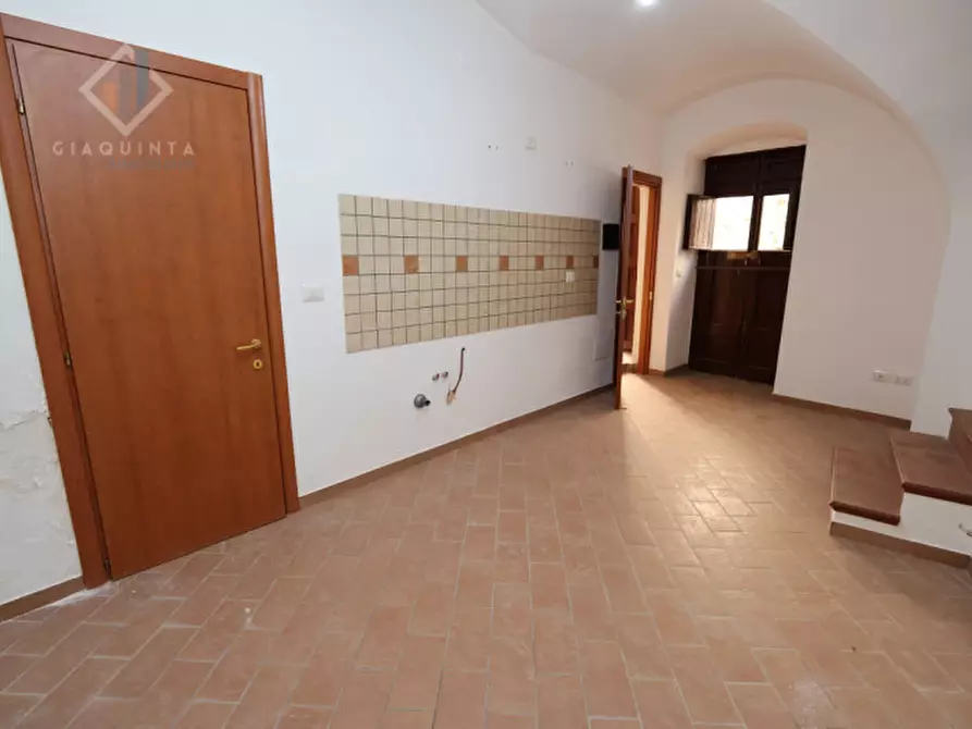 Immagine 4 di Casa indipendente in vendita  in via Vincenzo Dandolo n.06 a Palagonia