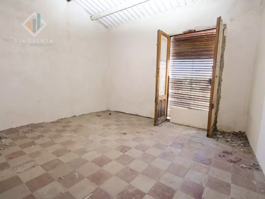 Immagine 7 di Casa indipendente in vendita  in via Vincenzo Dandolo n.06 a Palagonia