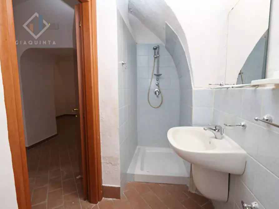 Immagine 9 di Casa indipendente in vendita  in via Vincenzo Dandolo n.06 a Palagonia