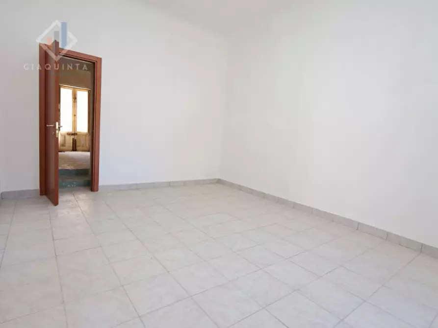 Immagine 13 di Casa indipendente in vendita  in via Vincenzo Dandolo n.06 a Palagonia