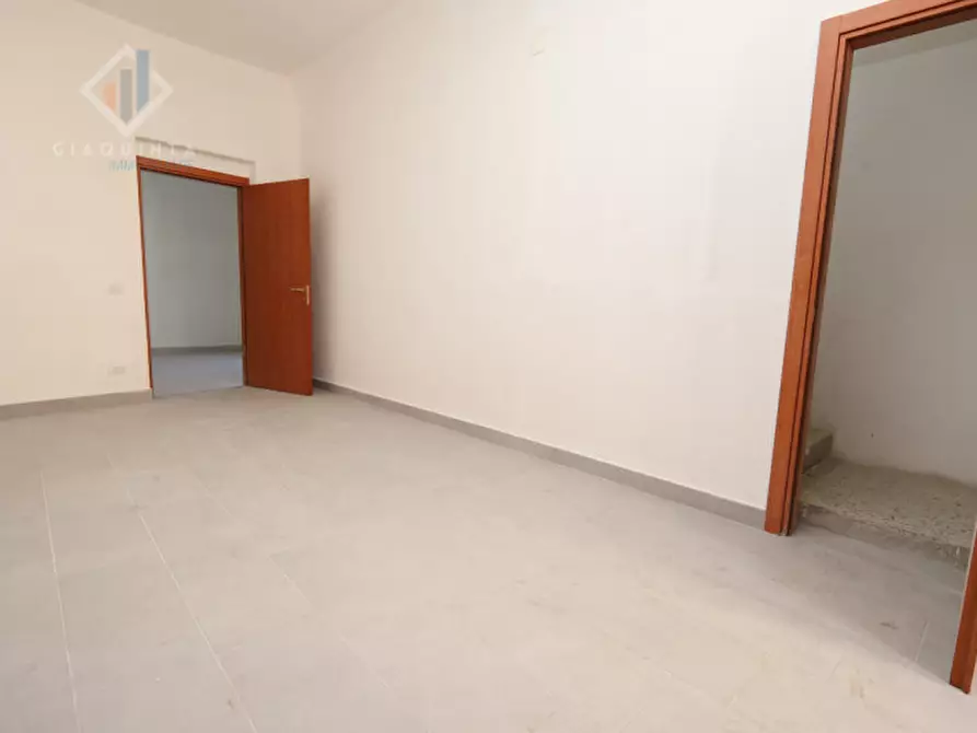 Immagine 16 di Casa indipendente in vendita  in via Vincenzo Dandolo n.06 a Palagonia