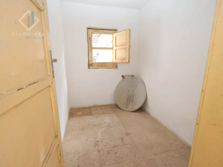 Immagine 22 di Casa indipendente in vendita  in via Vincenzo Dandolo n.06 a Palagonia