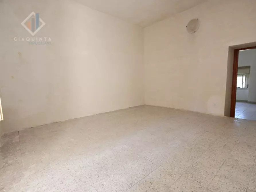 Immagine 24 di Casa indipendente in vendita  in via Vincenzo Dandolo n.06 a Palagonia