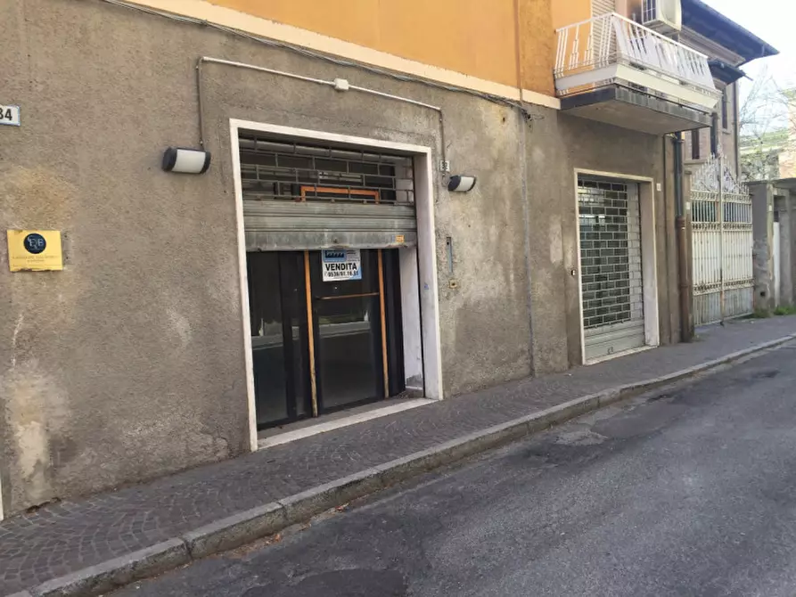 Immagine 8 di Negozio in vendita  in Via Pretorio a Sassuolo