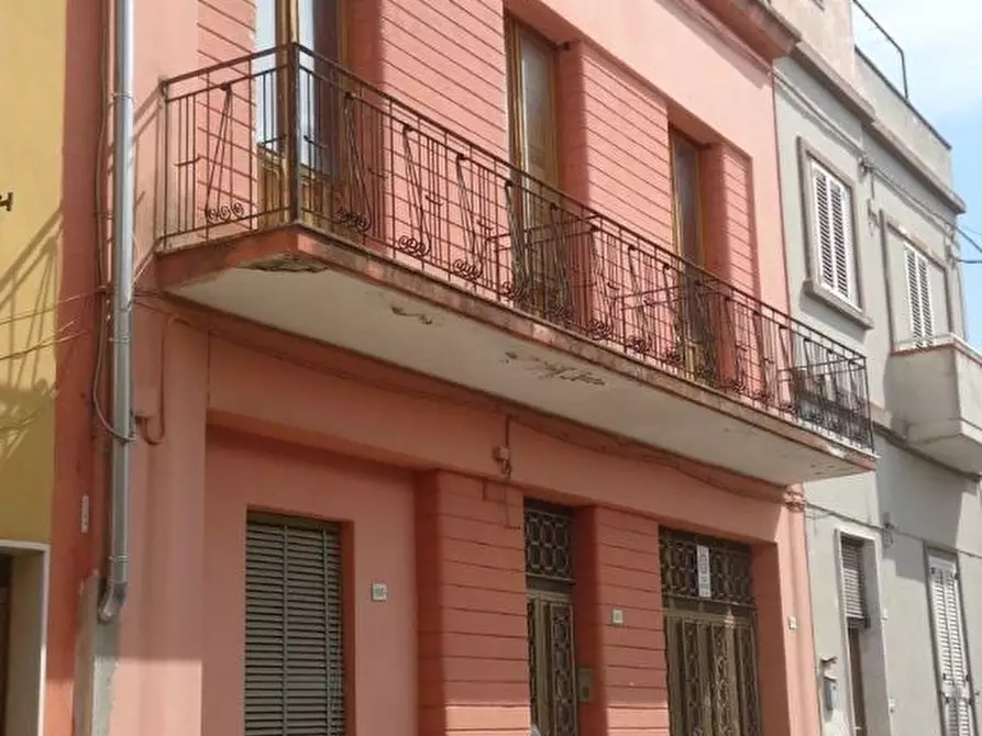 Immagine 1 di Casa indipendente in vendita  in Via Casa Savoia a Parabita