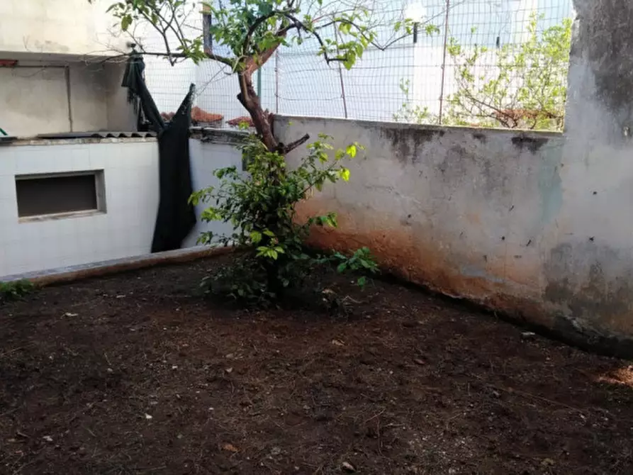 Immagine 9 di Casa indipendente in vendita  in Via Casa Savoia a Parabita