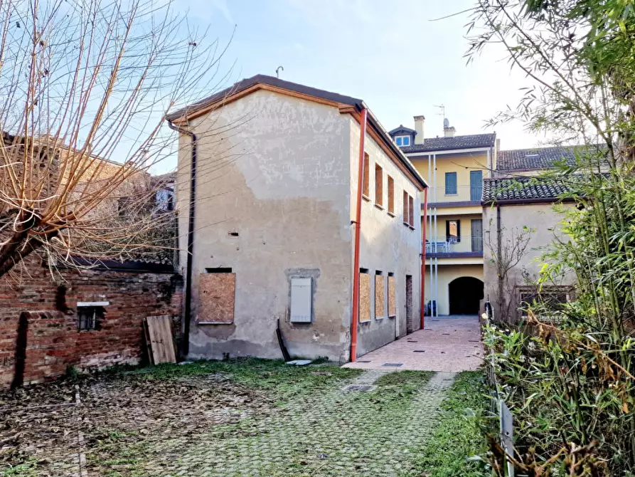 Immagine 1 di Casa indipendente in vendita  in VIA GIUSEPPE GARIBALDI a Este