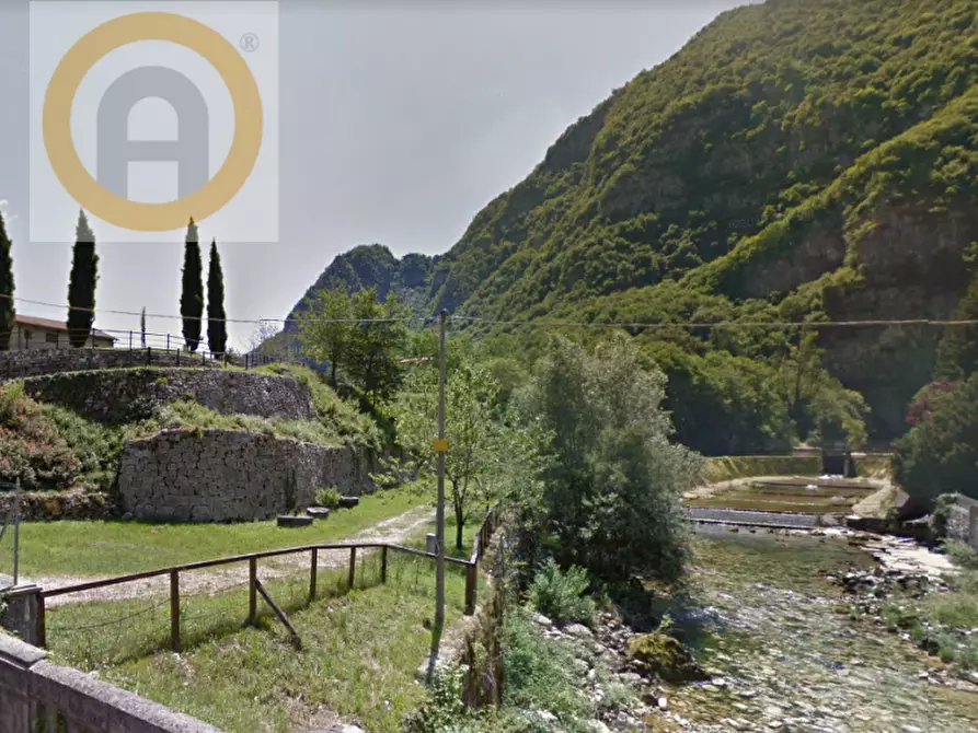 Immagine 8 di Rustico / casale in vendita  a Bassano Del Grappa