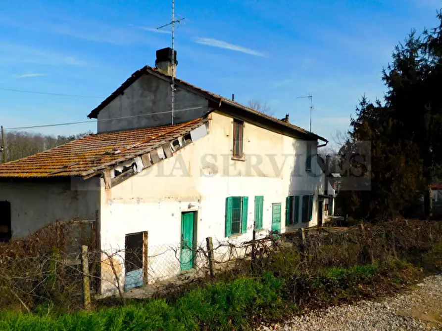 Immagine 2 di Casa indipendente in vendita  in strada della Maddalena n° 11 a Garlasco
