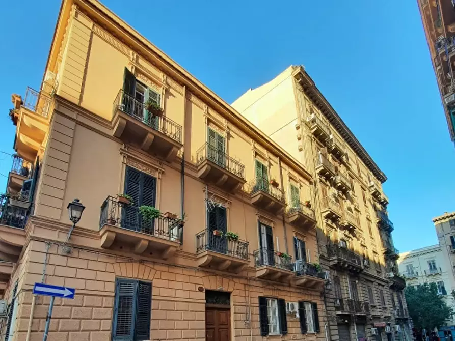 Immagine 1 di Appartamento in affitto  in Via Fiume a Palermo