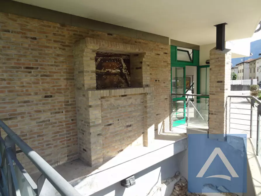 Immagine 11 di Negozio in vendita  in via Romana 27 a Mezzocorona