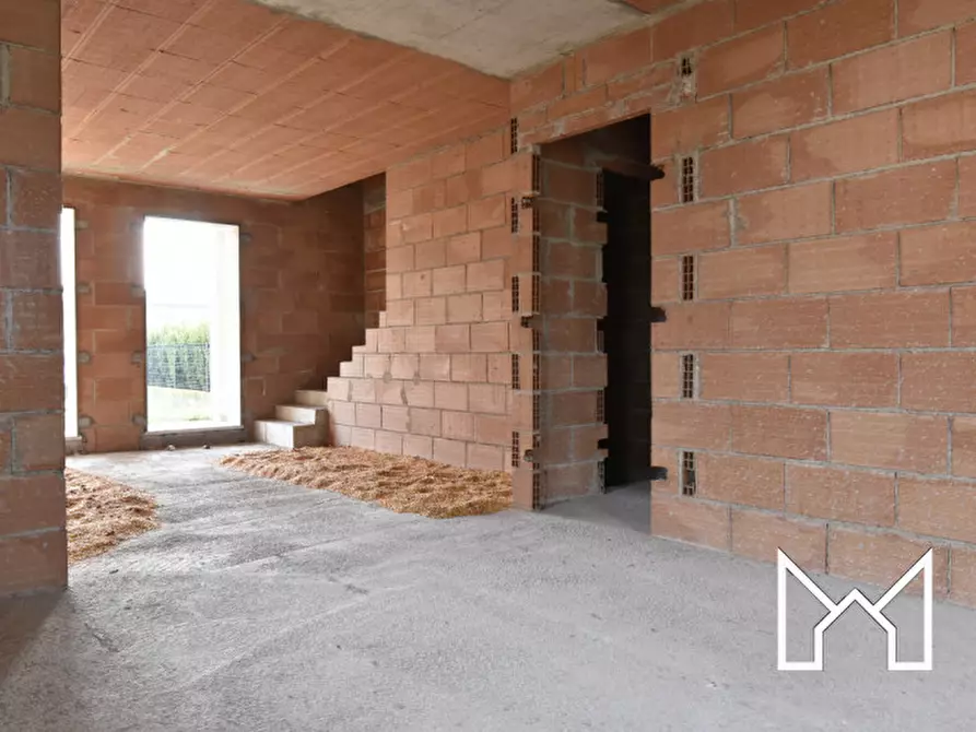 Immagine 5 di Casa bifamiliare in vendita  a Loria