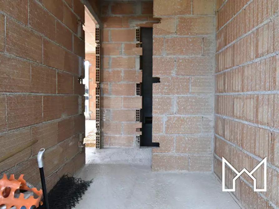 Immagine 9 di Casa bifamiliare in vendita  a Loria