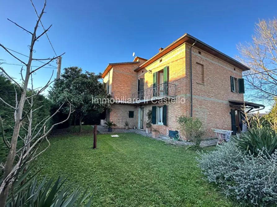 Immagine 1 di Casa indipendente in vendita  in BERTONI a Castiglione Del Lago