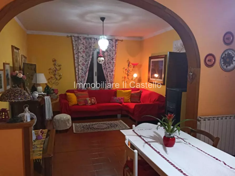 Immagine 4 di Casa indipendente in vendita  in BERTONI a Castiglione Del Lago