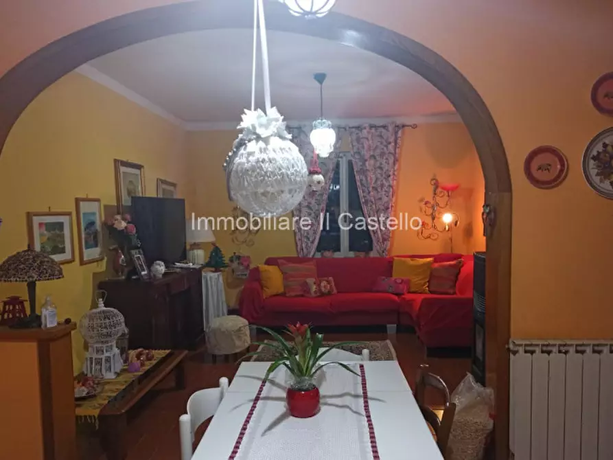 Immagine 5 di Casa indipendente in vendita  in BERTONI a Castiglione Del Lago