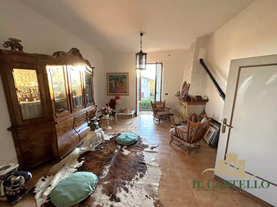 Immagine 6 di Casa indipendente in vendita  in BERTONI a Castiglione Del Lago