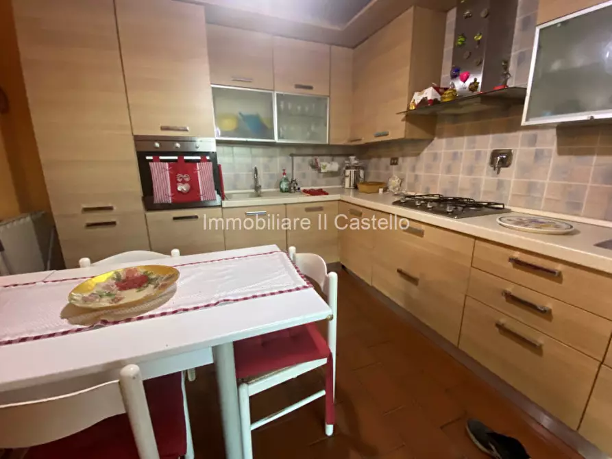 Immagine 14 di Casa indipendente in vendita  in BERTONI a Castiglione Del Lago