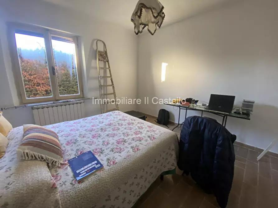 Immagine 17 di Casa indipendente in vendita  in BERTONI a Castiglione Del Lago