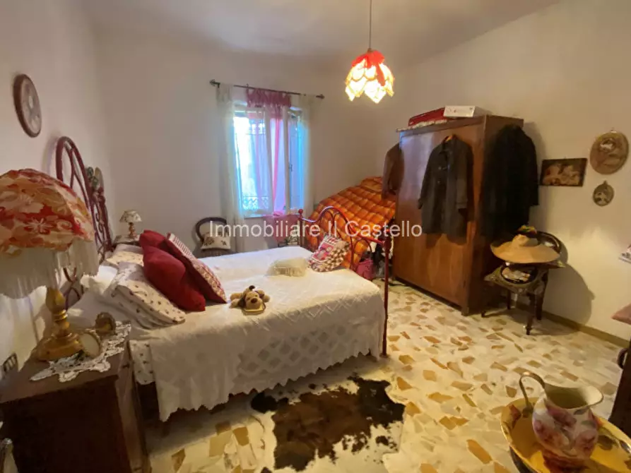 Immagine 19 di Casa indipendente in vendita  in BERTONI a Castiglione Del Lago