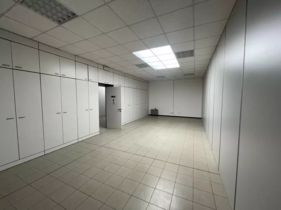 Immagine 9 di Ufficio in affitto  in Via Mosca n° 4 a Sassuolo