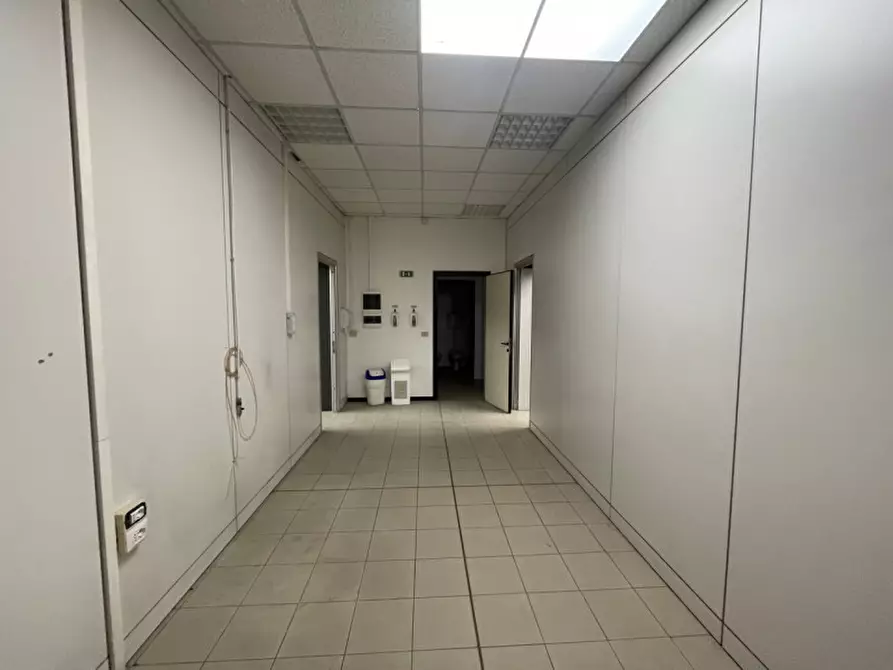 Immagine 12 di Ufficio in affitto  in Via Mosca n° 4 a Sassuolo
