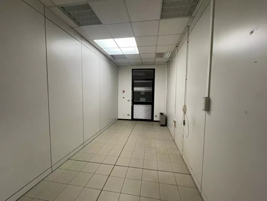 Immagine 15 di Ufficio in affitto  in Via Mosca n° 4 a Sassuolo