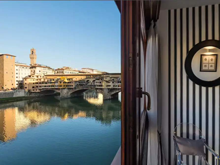 Immagine 2 di Appartamento in vendita  in PONTE VECCHIO a Firenze