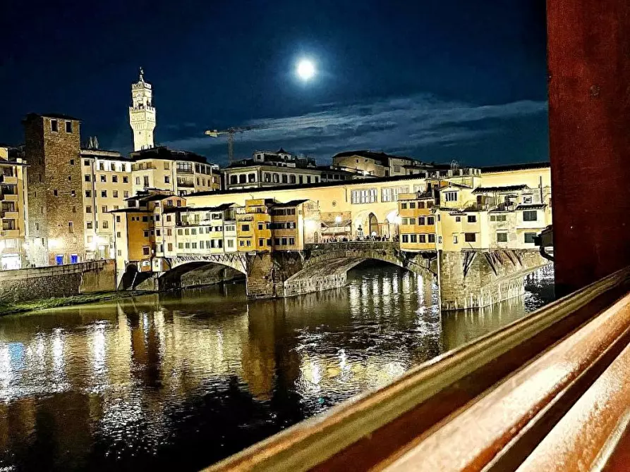 Immagine 7 di Appartamento in vendita  in PONTE VECCHIO a Firenze