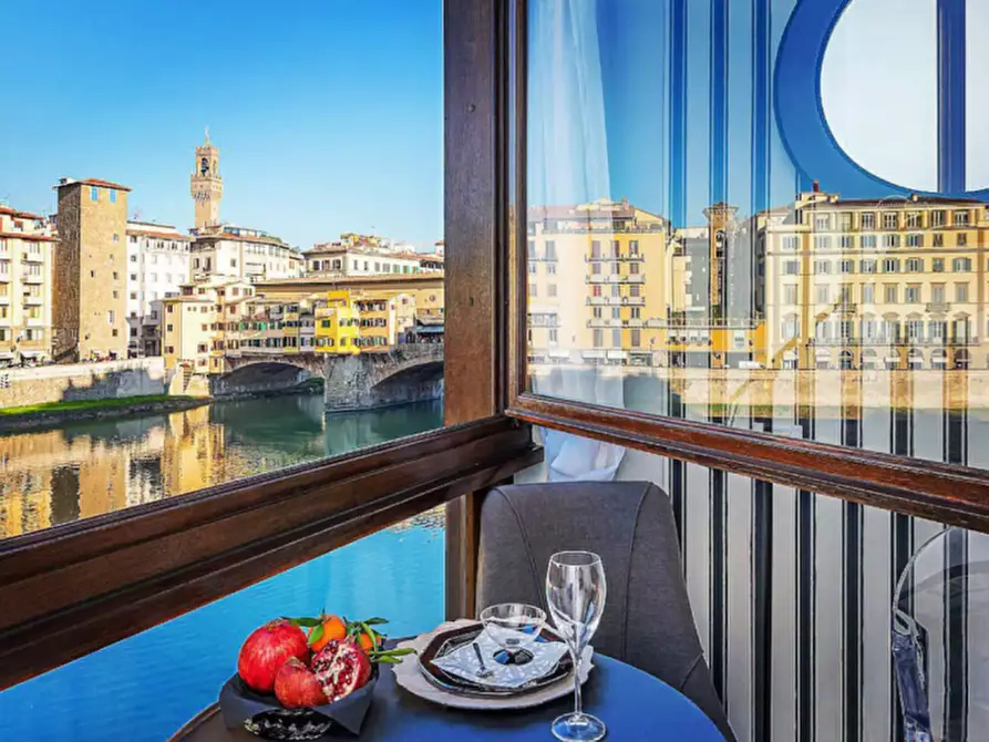 Immagine 24 di Appartamento in vendita  in PONTE VECCHIO a Firenze