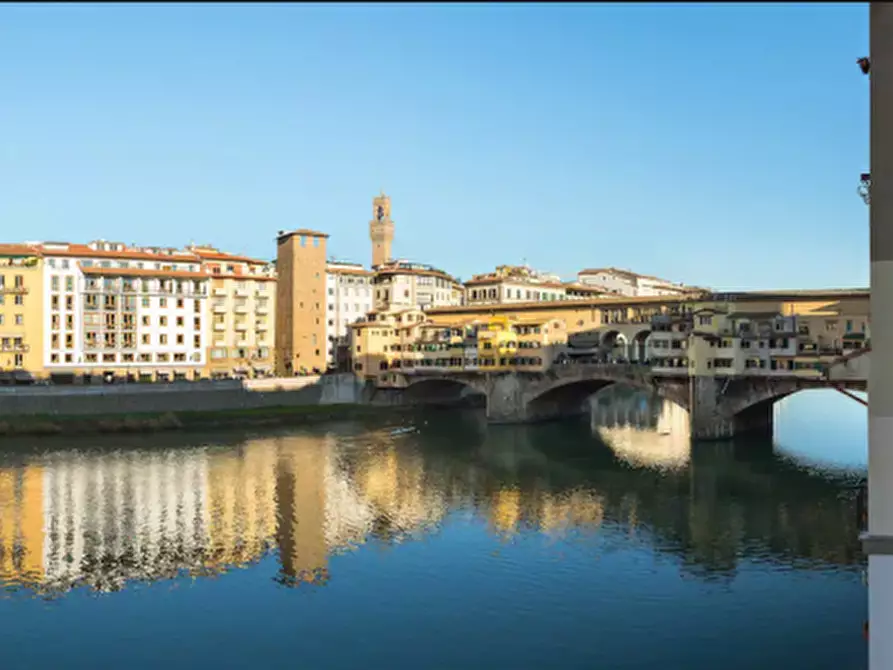 Immagine 35 di Appartamento in vendita  in PONTE VECCHIO a Firenze