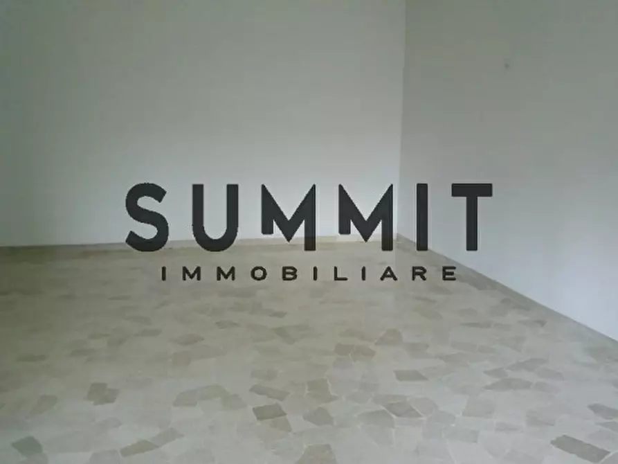 Immagine 5 di Appartamento in vendita  a Schio