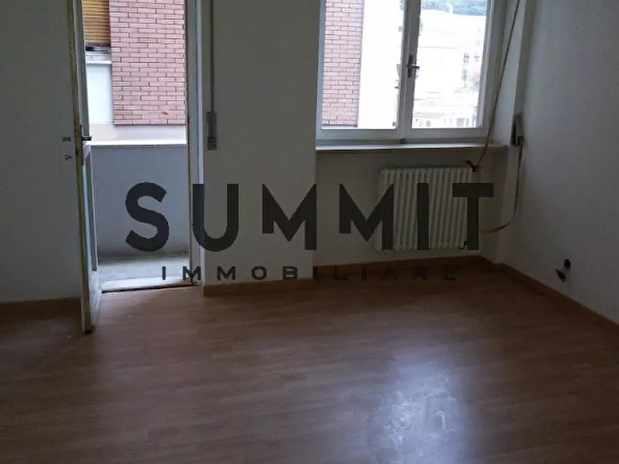 Immagine 11 di Appartamento in vendita  a Schio