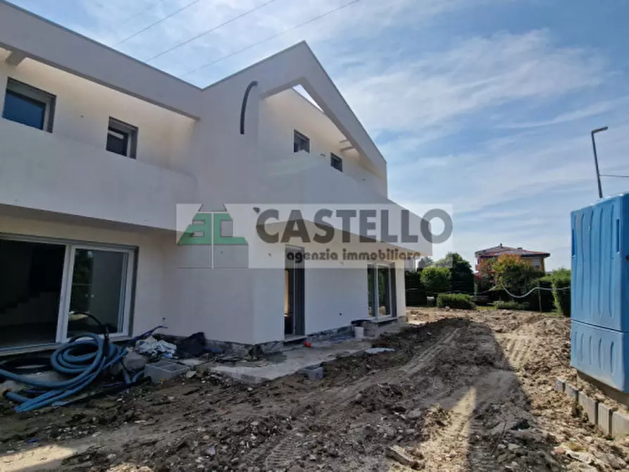 Immagine 1 di Casa trifamiliare in vendita  in roma a Noventa Padovana