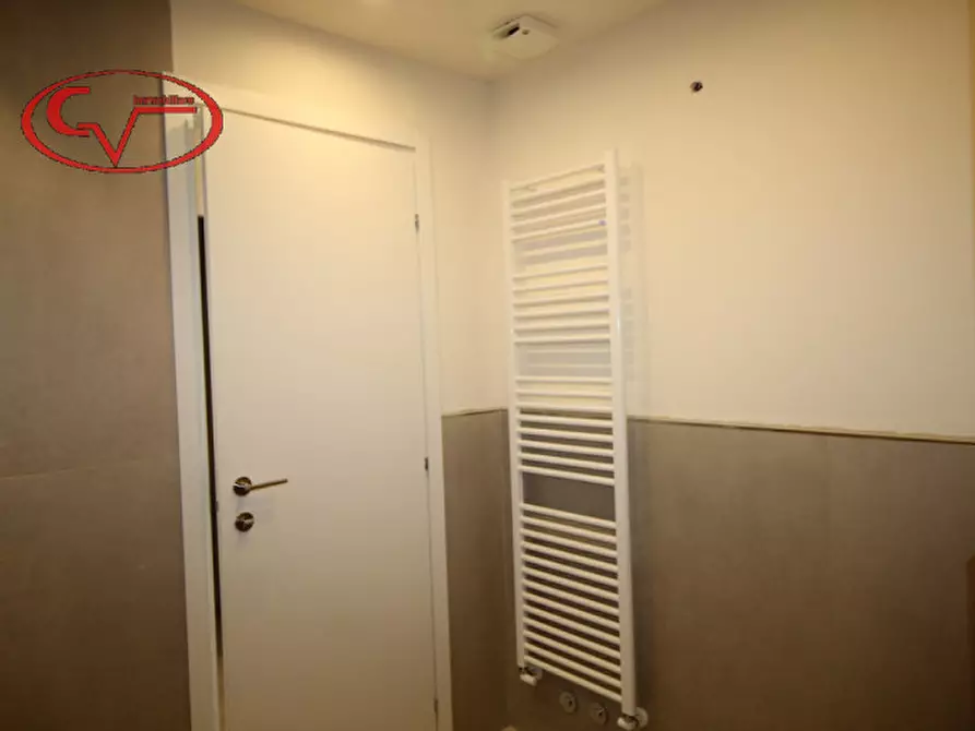 Immagine 17 di Appartamento in vendita  in Via Norcenni a Figline E Incisa Valdarno