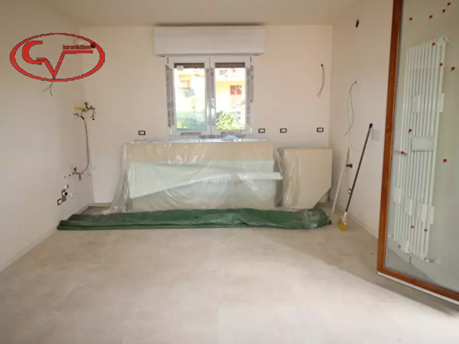 Immagine 8 di Appartamento in vendita  in Via Norcenni a Figline E Incisa Valdarno